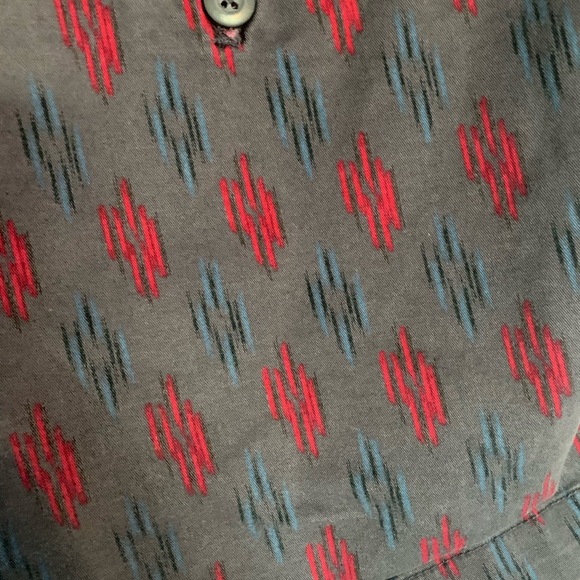 Patterned Shorts Gap - Picture 4 of 4